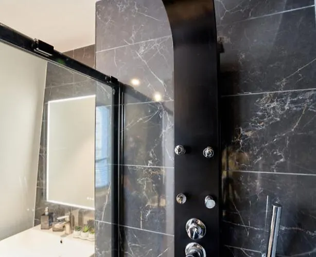 Apartment Les Perles Amienoises-suite Luxe Centre-parking *